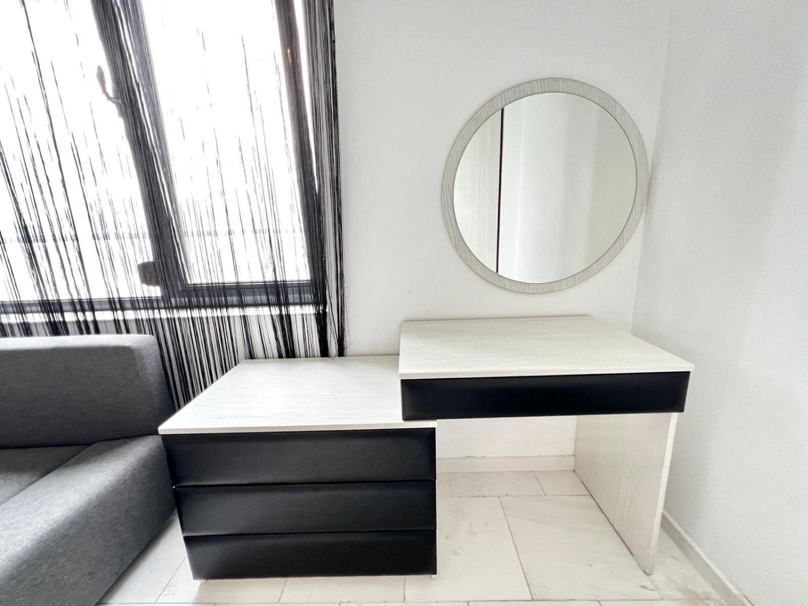 Sophia Lake View Suite Mamaia Exterior photo